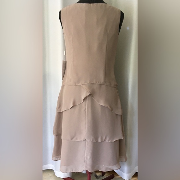 JJ’s House Special Occasion Dress With Built In Bra & Bolero Taupe Size 10 - Picture 4 of 11